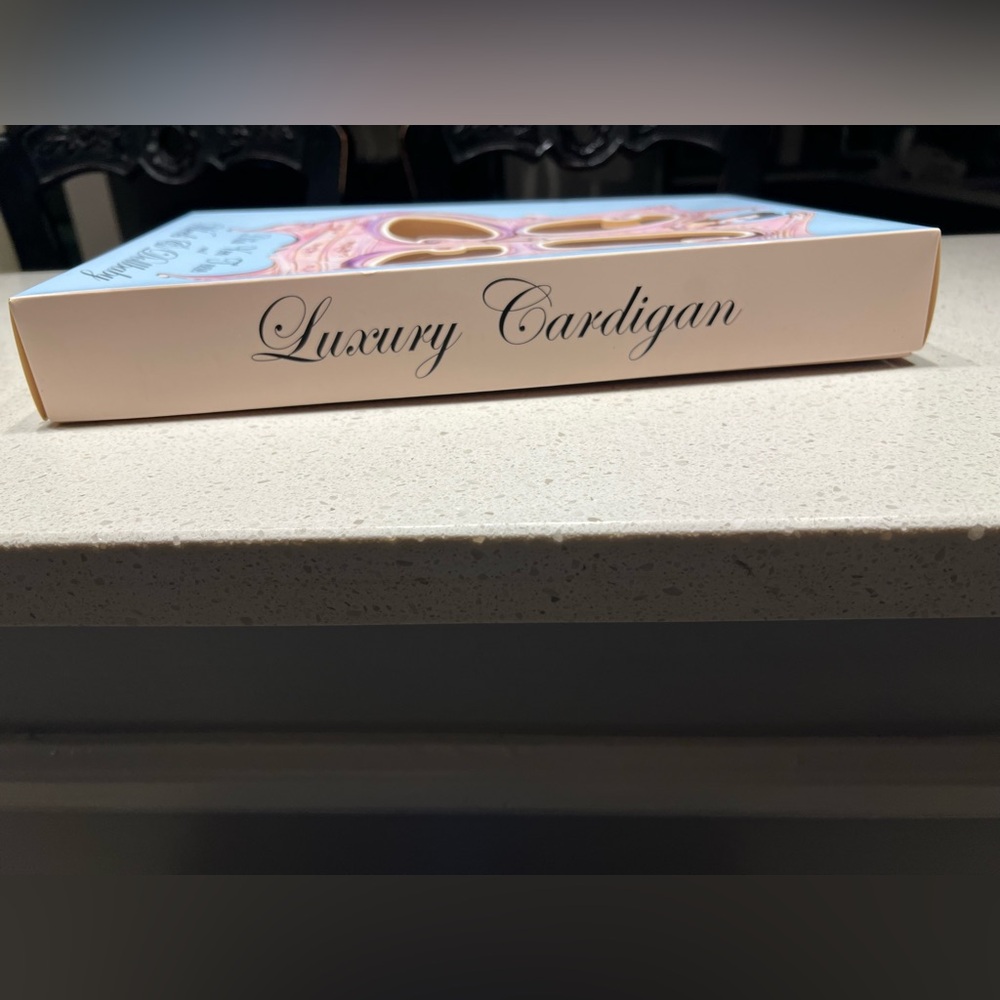 Wheels and Dollbaby Dita Cardigan Box - Picture 6 of 10
